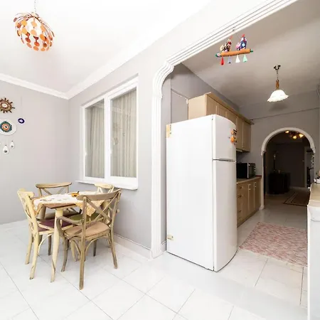 Colorful Flat With A Pleasant Balcony Close To Public Transportation In Muratpasa Antalya