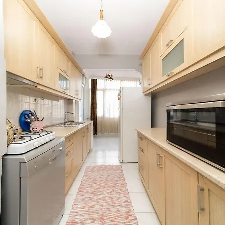 Colorful Flat With A Pleasant Balcony Close To Public Transportation In Muratpasa Apartman Antalya