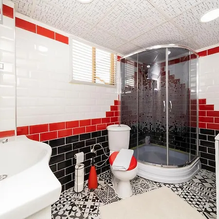 Colorful Flat With A Pleasant Balcony Close To Public Transportation In Muratpasa * Antalya